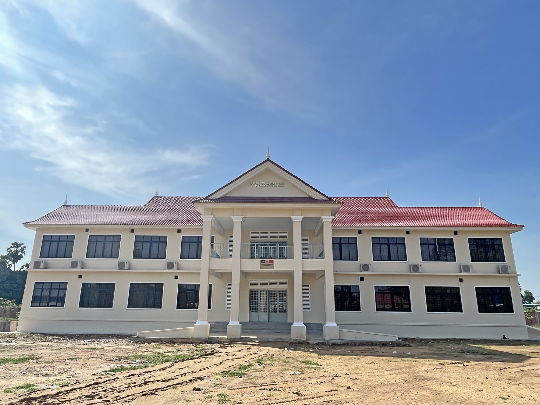 援柬埔寨教育環(huán)境與設(shè)施改善項(xiàng)目