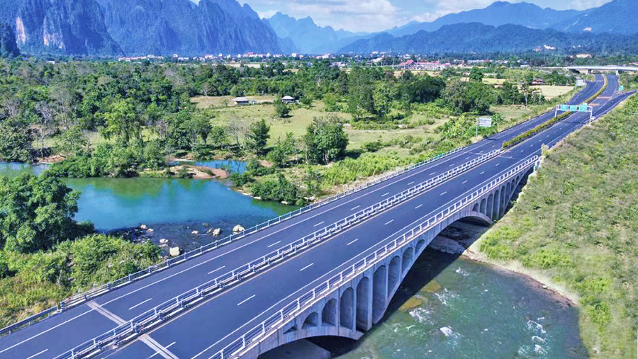 喜訊 |  公司斬獲多項(xiàng)2023年度云南省優(yōu)質(zhì)工程獎(jiǎng)項(xiàng)