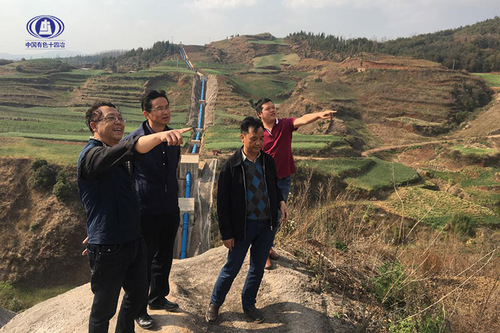 李勁松一行到第五直管部玉溪華寧引水工程項(xiàng)目指揮部調(diào)研